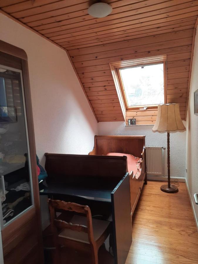 Wohnen Beim Uswatta Liyanage Apartment Troisdorf Exterior foto